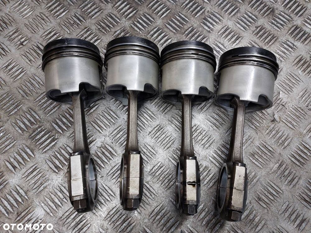 TŁOK + KORBOWÓD KOMPLET TOYOTA COROLLA E11 1.9 D - 7