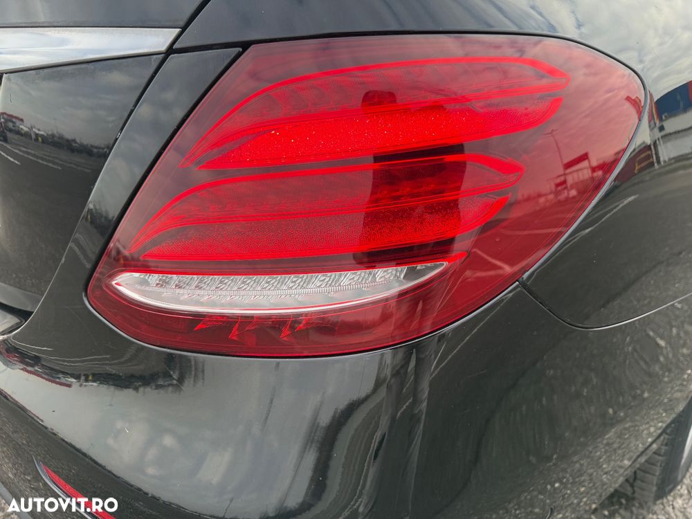 Mercedes-Benz E 220 d 9G-TRONIC - 31