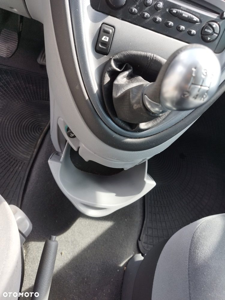 Citroën Xsara Picasso - 19