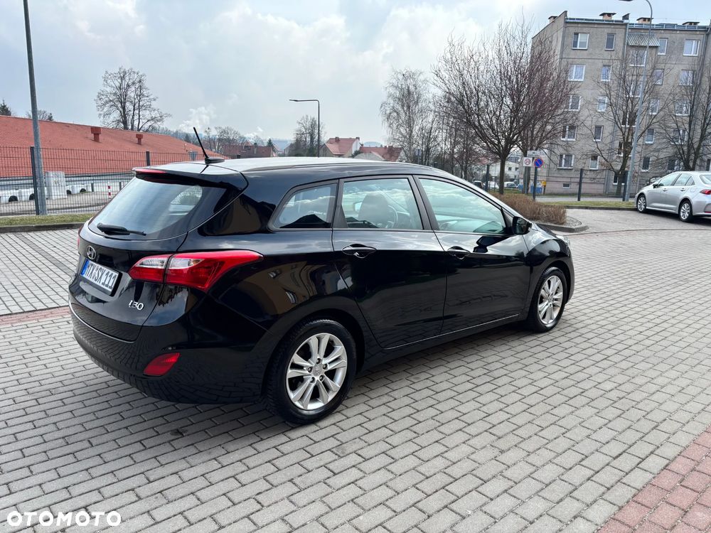 Hyundai i30 1.4 Premium - 19
