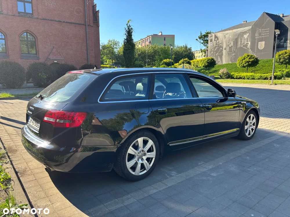 Audi A6 Avant 2.7 TDI DPF quattro tiptronic - 28