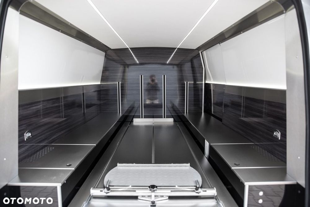 Zabudowa funeralna karawan pogrzebowy Vito - 7