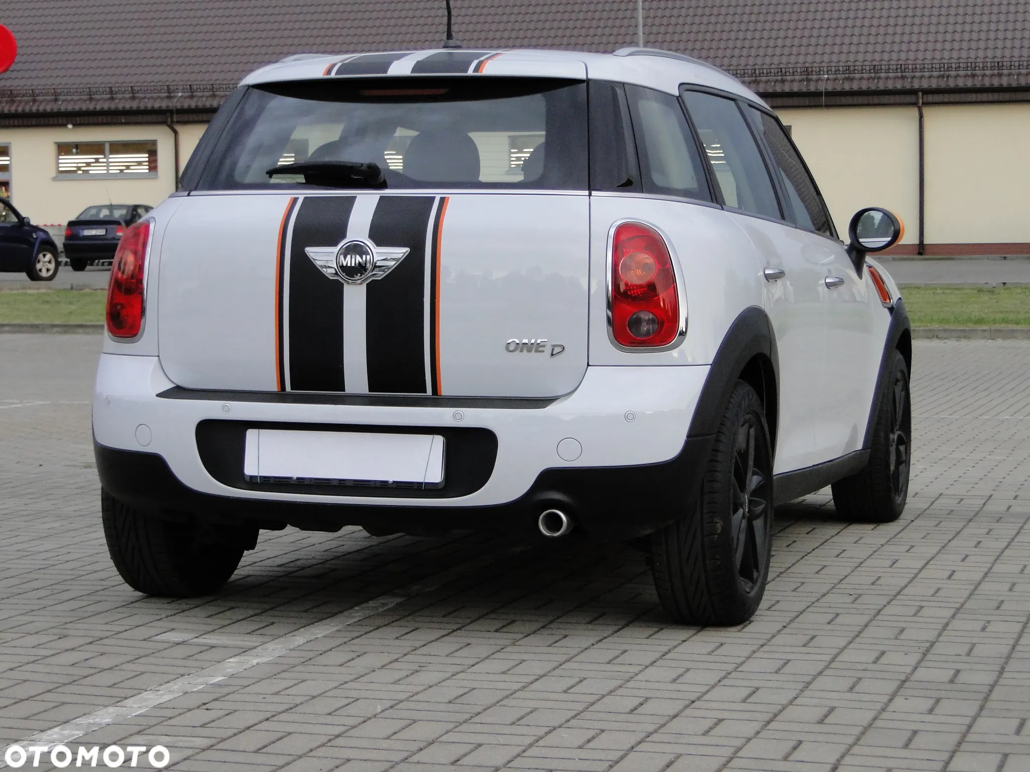 MINI Countryman One D - 11