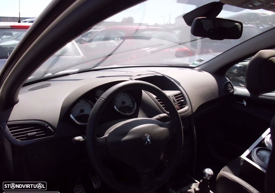 Peças Peugeot 207 - 3Portas - 7