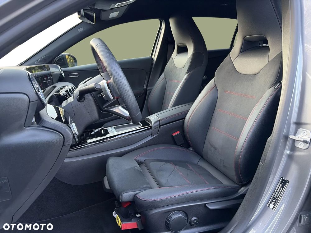 Mercedes-Benz Klasa A 200 AMG Line 7G-DCT - 10