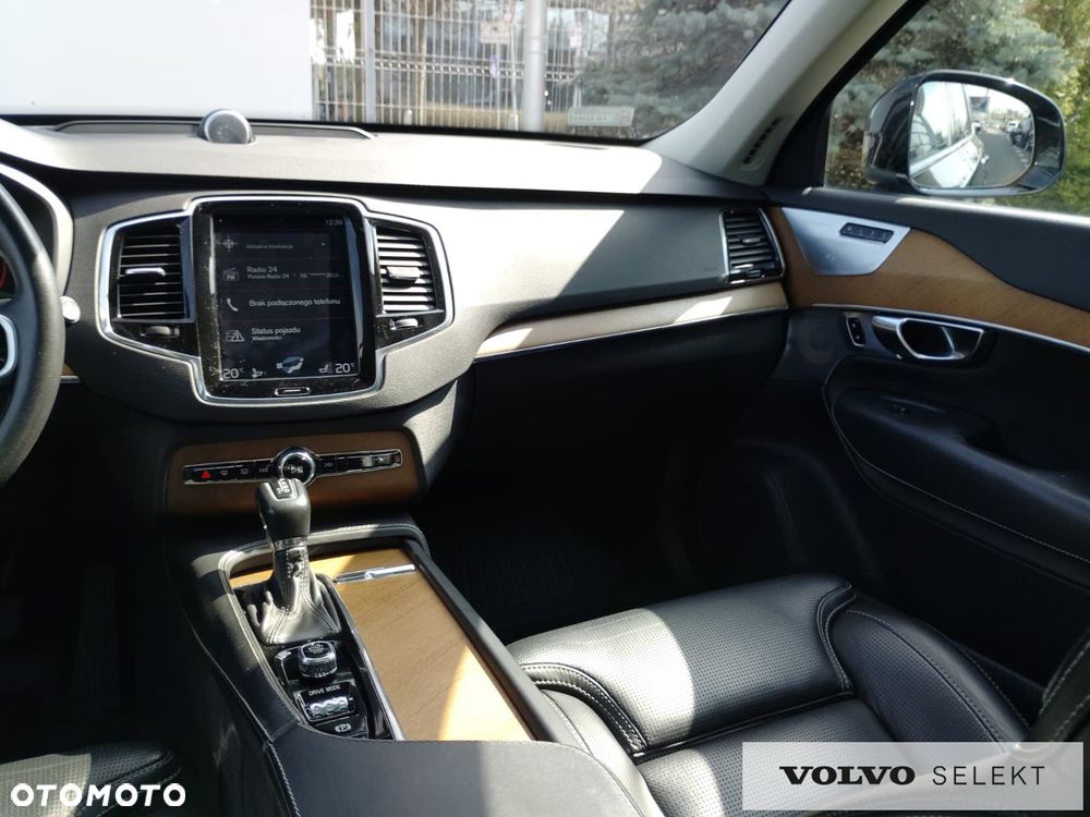 Volvo XC 90 - 19