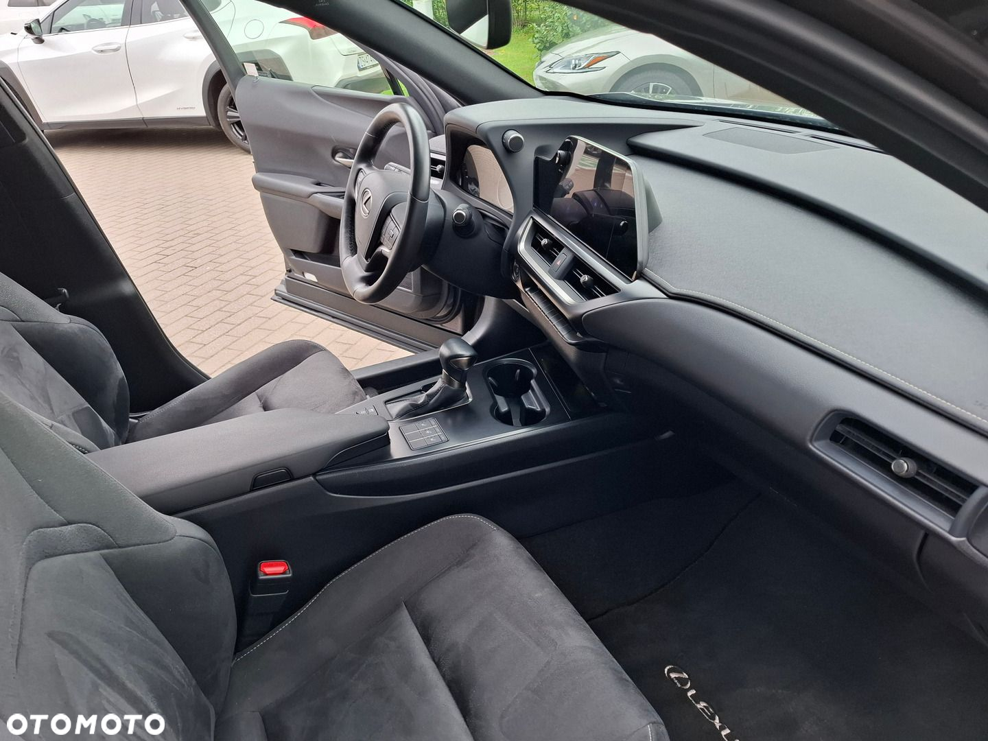 Lexus UX - 19