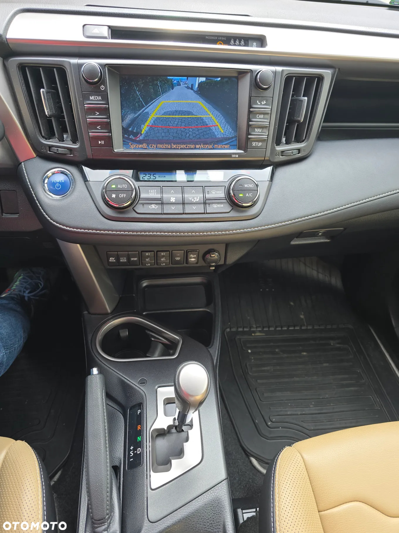 Toyota RAV4 Hybrid Selection 4x2 - 10
