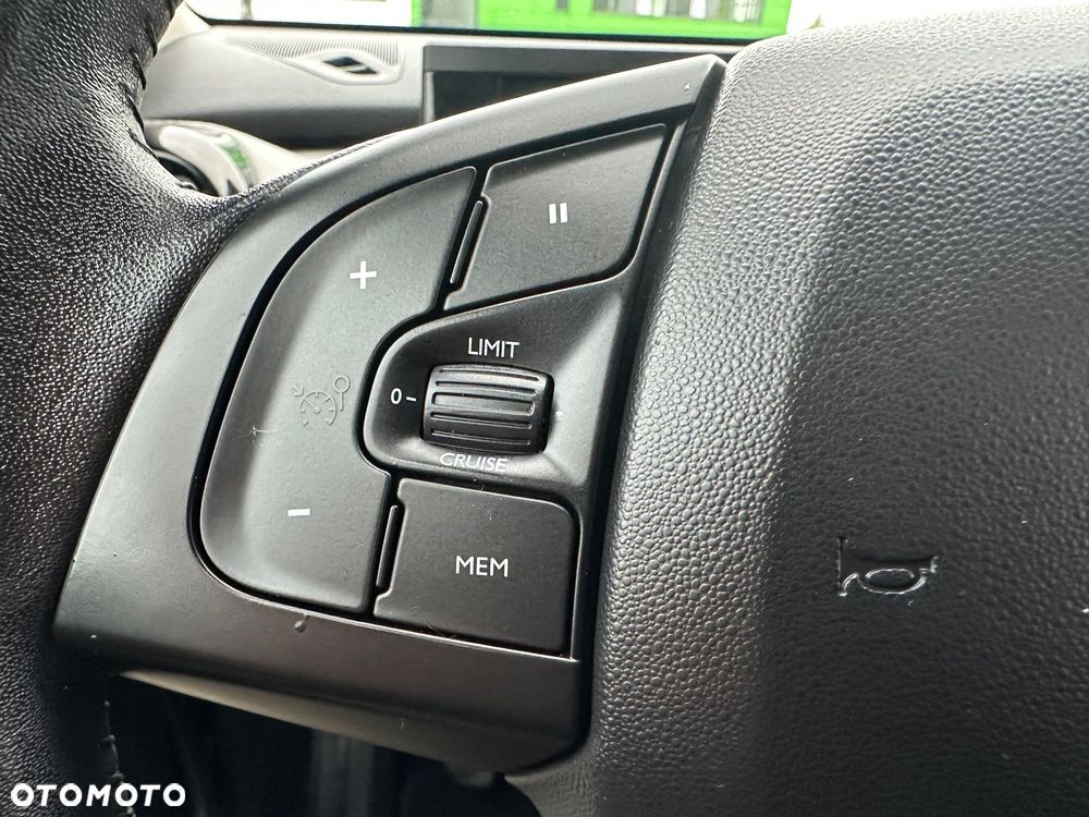 Citroën C4 Cactus PureTech 82 Shine Edition - 33