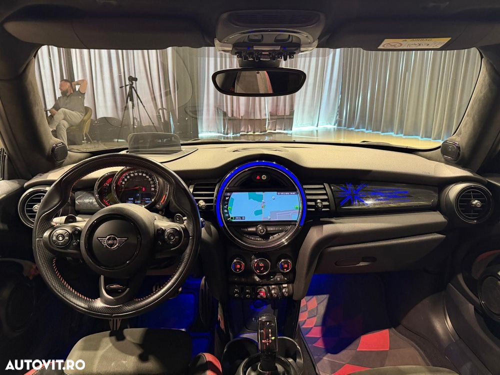 Mini John Cooper Works - 32