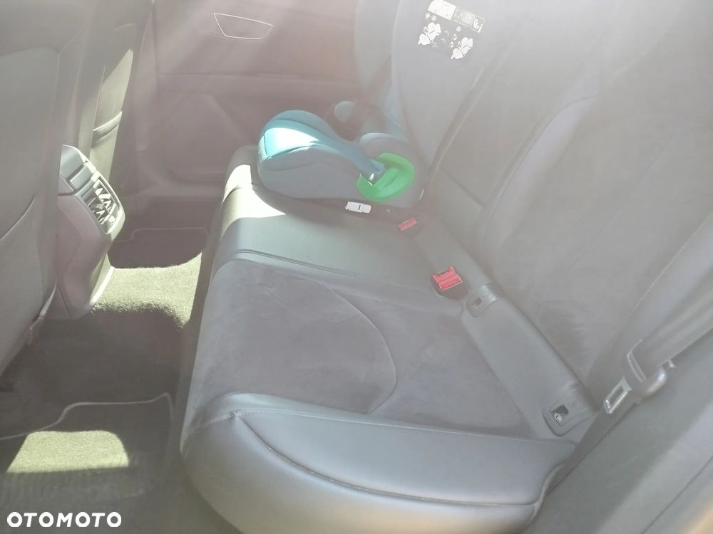 Seat Leon Sportstourer 1.6 TDI Ecomotive Style - 4