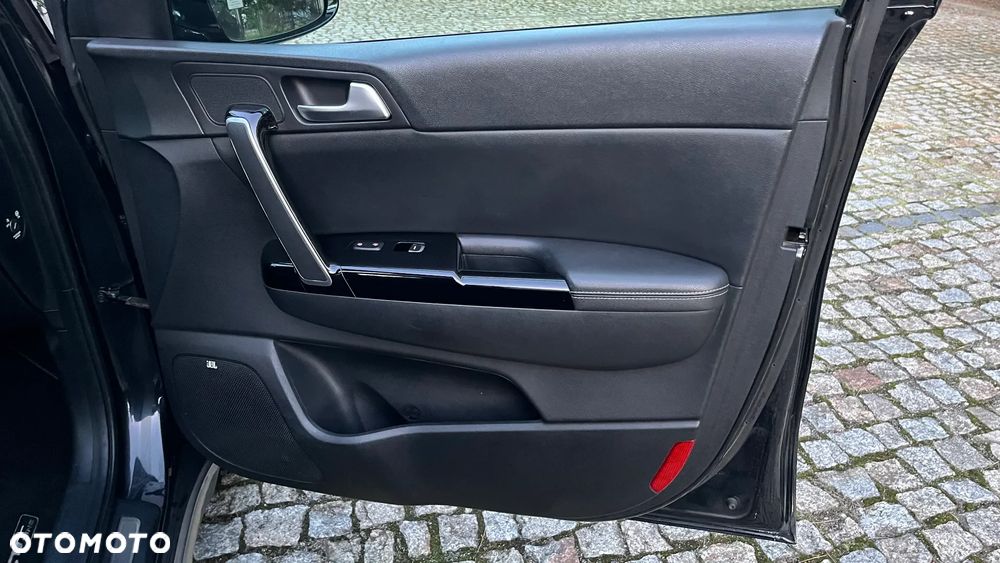 Kia Sportage 1.6 T-GDI Black Edition 4WD DCT - 25