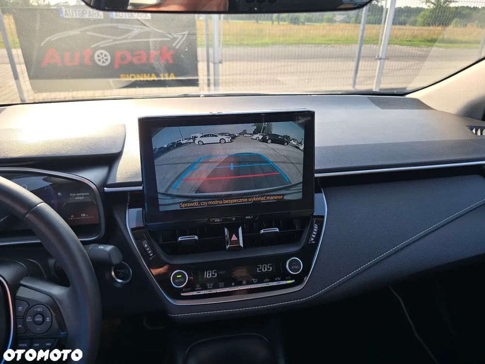 Toyota Corolla - 26