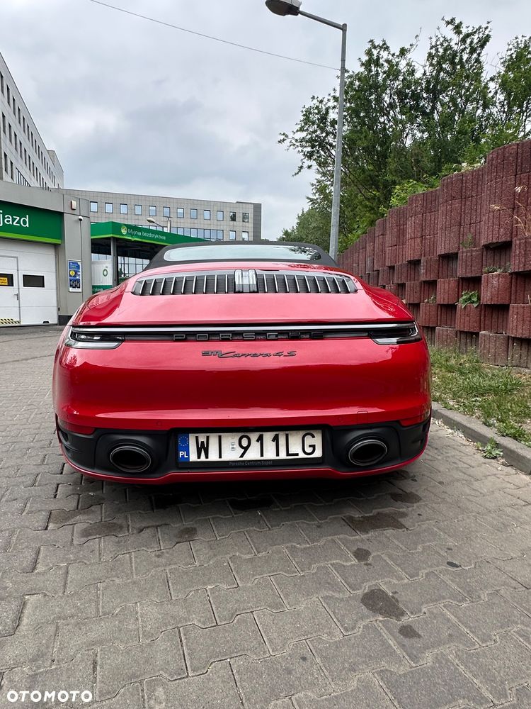 Porsche 911 Carrera 4S - 5