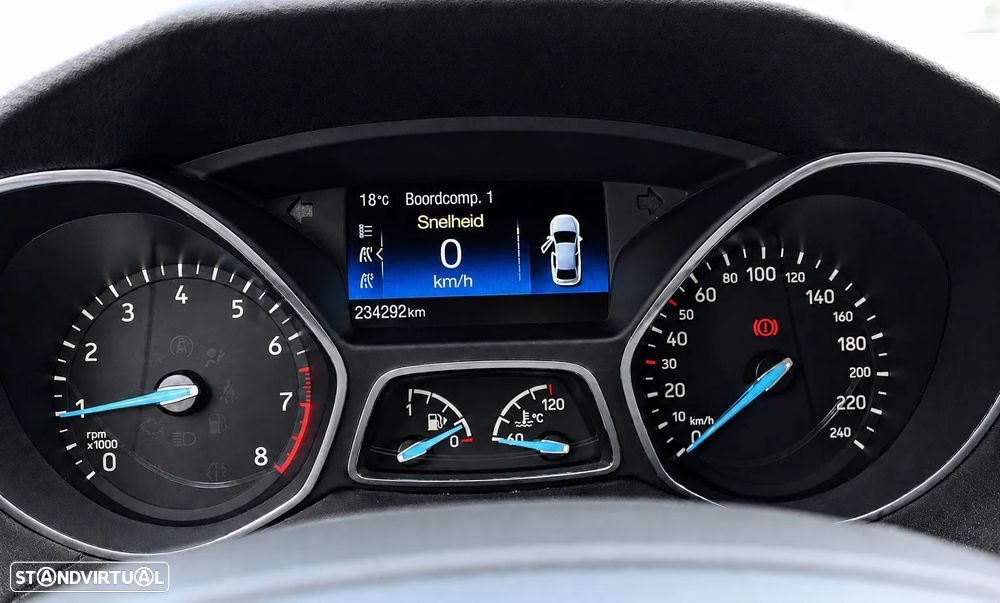 Ford Focus 1.0 EcoBoost S&S ACTIVE STYLE - 8