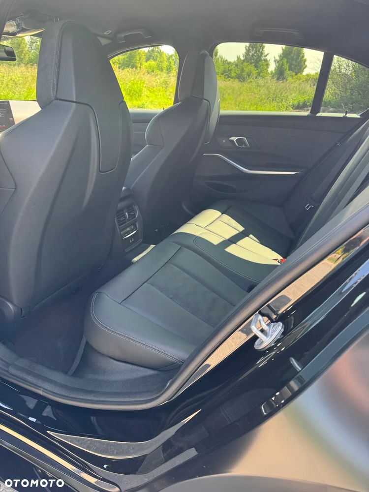 BMW M3 M Competition xDrive sport - 12