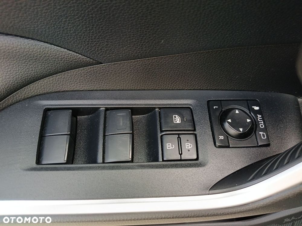 Toyota RAV4 - 18