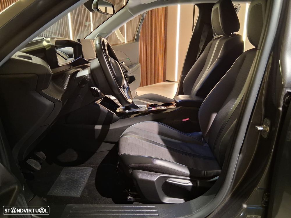 Peugeot 2008 1.5 BlueHDi Allure Pack - 25