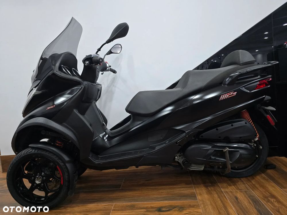 Piaggio MP-3 - 31