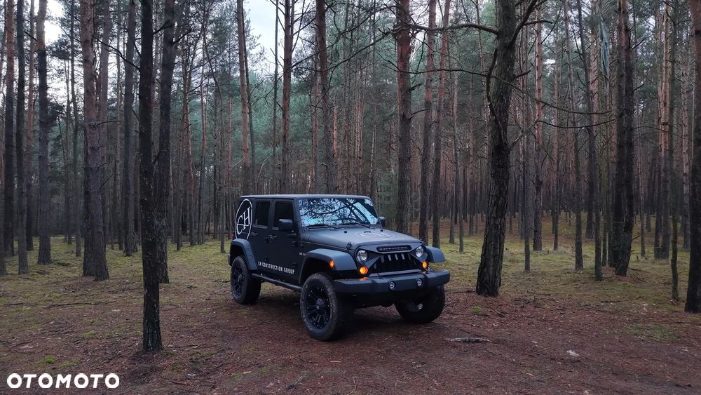 Jeep Wrangler 3.6 Unlim Night Eagle - 6