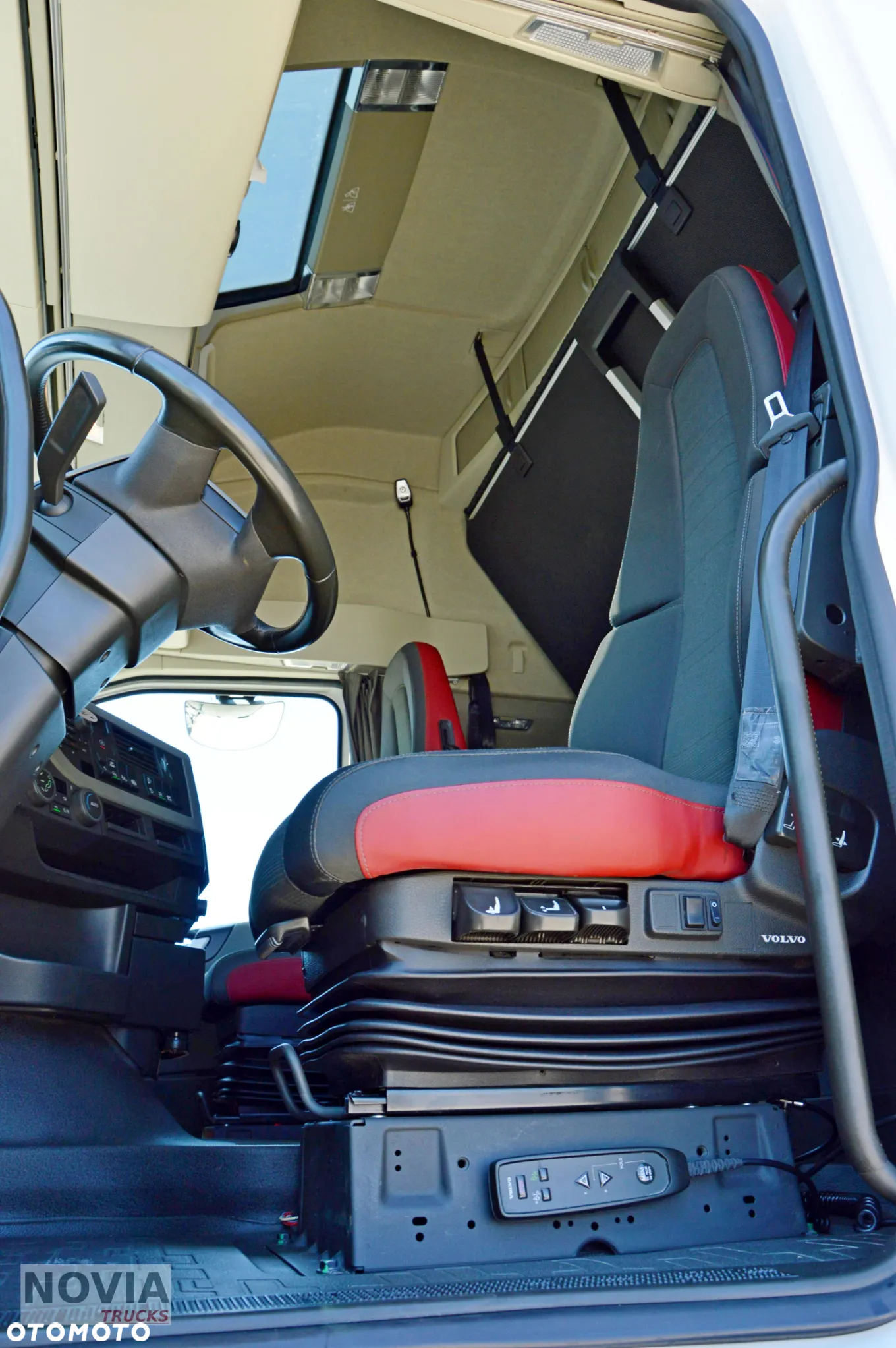 Volvo FH 500 | NIE I-SAVE | GLOB XL | KLIMA POSTOJOWA | ZŁOTY KONTRAKT SERWISOWY | 2 ZBIORNIKI - 23