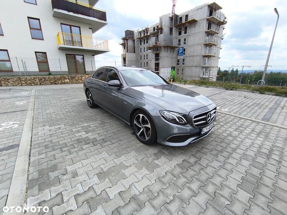 Mercedes-Benz Klasa E 220 d 9G-TRONIC AMG Line - 7