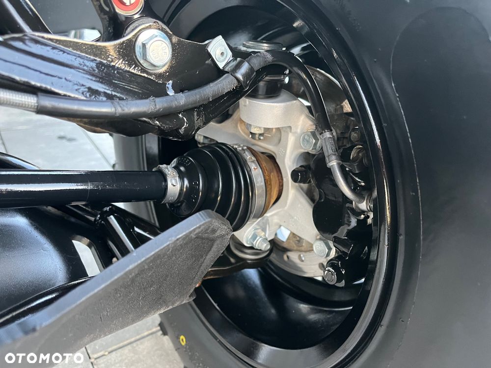 Can-Am Renegade - 10