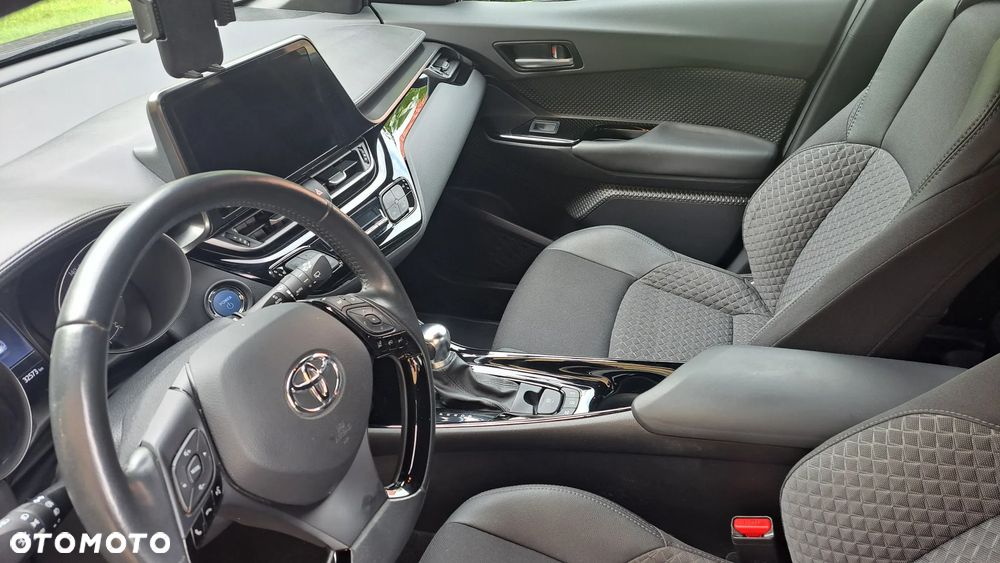 Toyota C-HR - 7