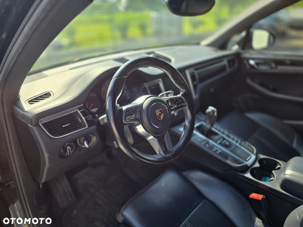 Porsche Macan S - 11