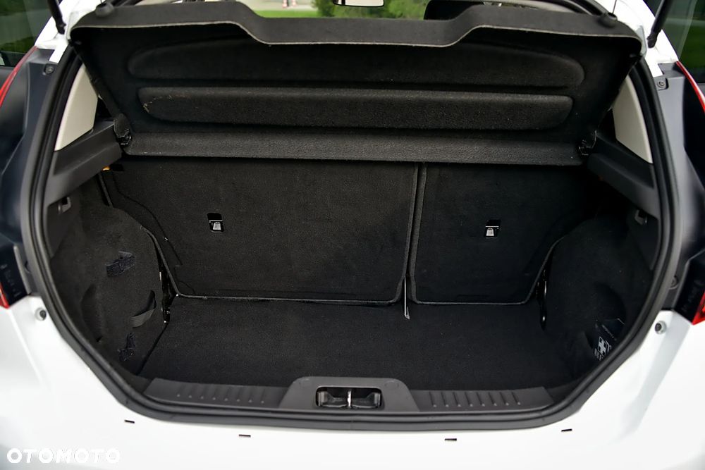 Ford Fiesta 1.25 Titanium EU5 - 39