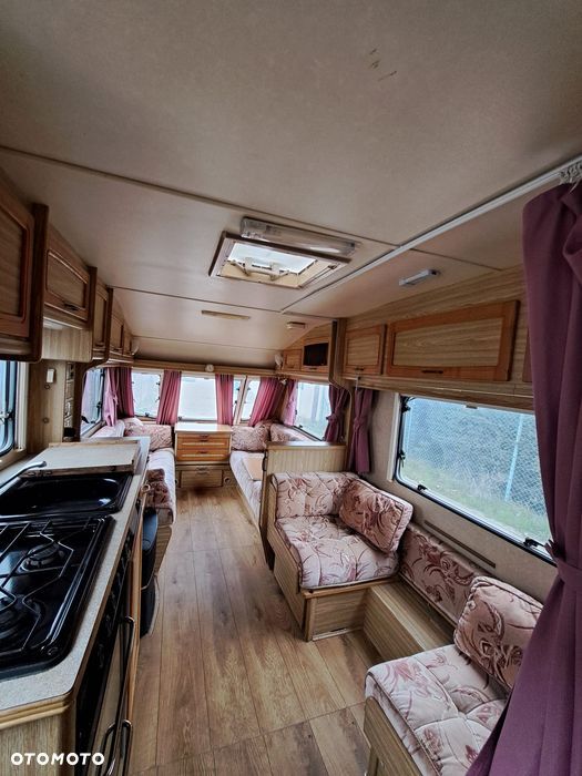 Elddis TYPHOON - 3