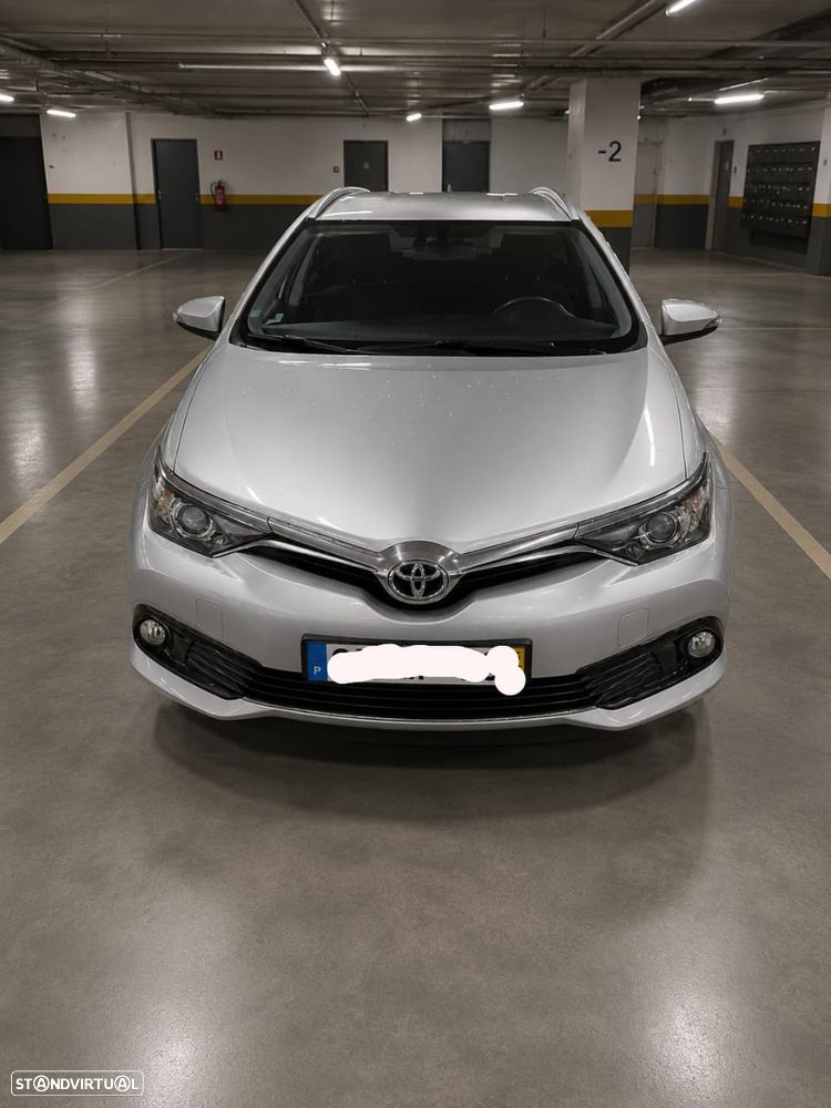 Toyota Auris Touring Sports 1.8 HSD Comfort+P.Sport - 3