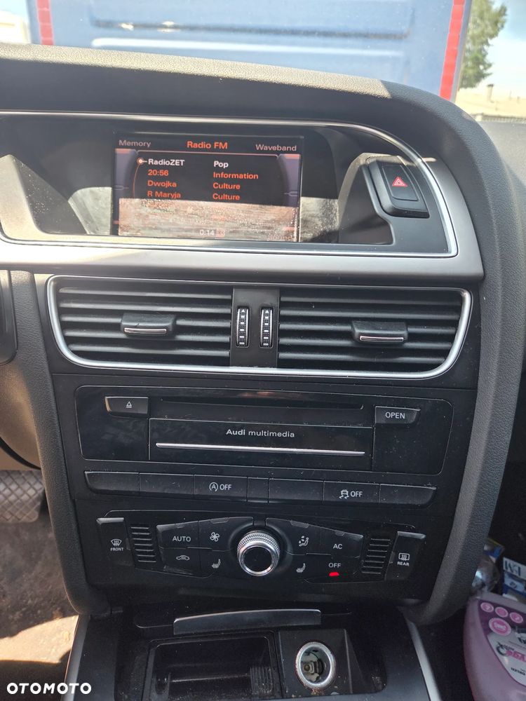 Audi A4 Avant 2.0 TDI DPF multitronic S line Sportpaket - 23