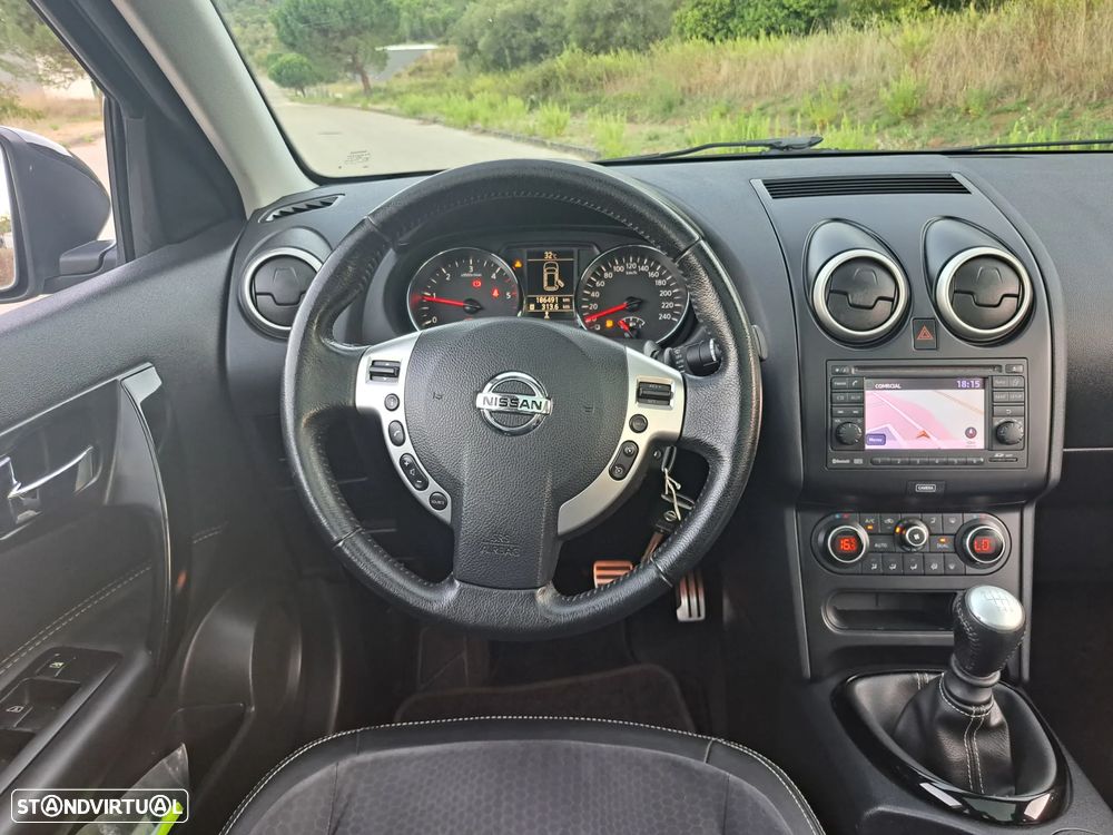 Nissan Qashqai 1.5 dCi N-Connecta 18 - 17