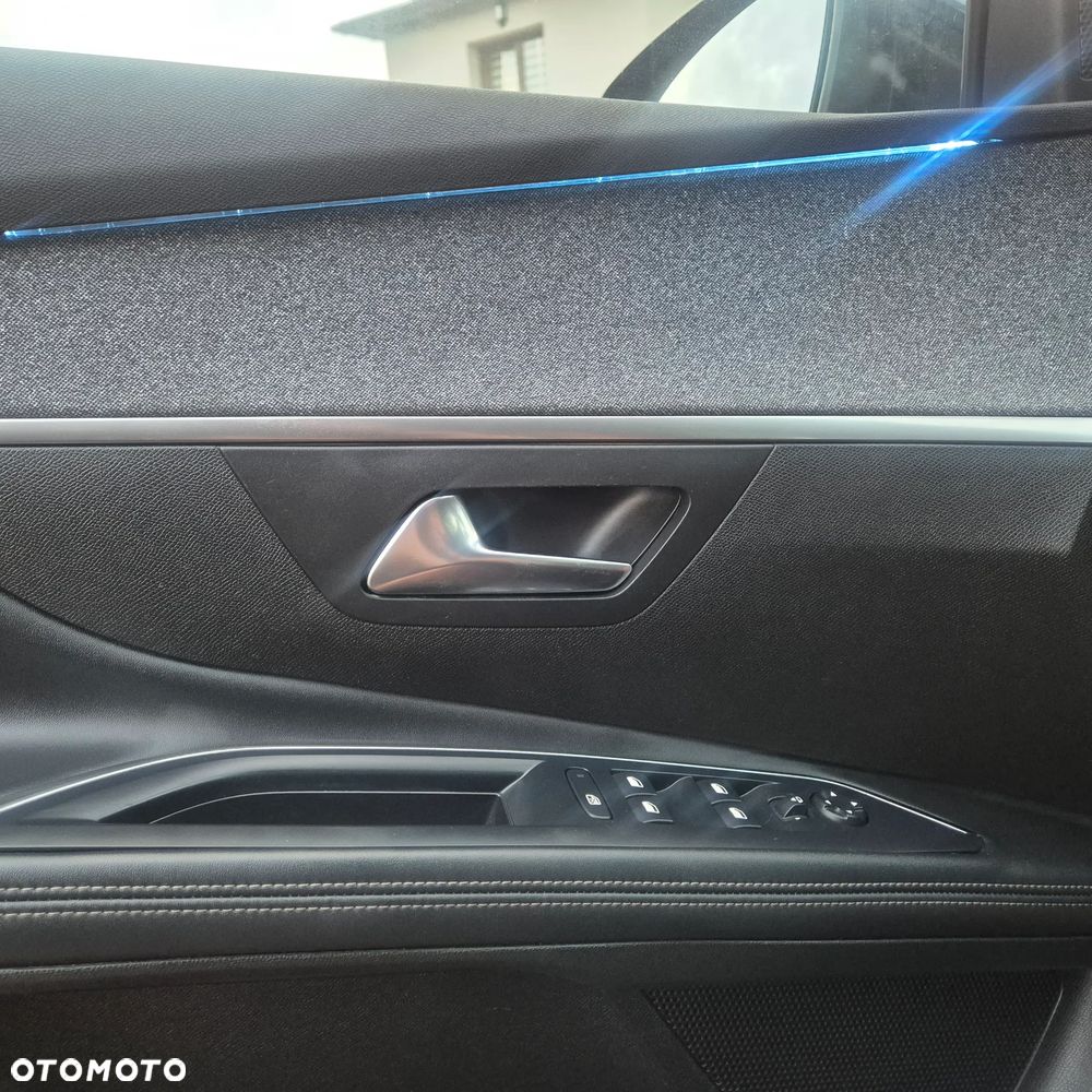 Peugeot 5008 BlueHDi 130 Allure - 30