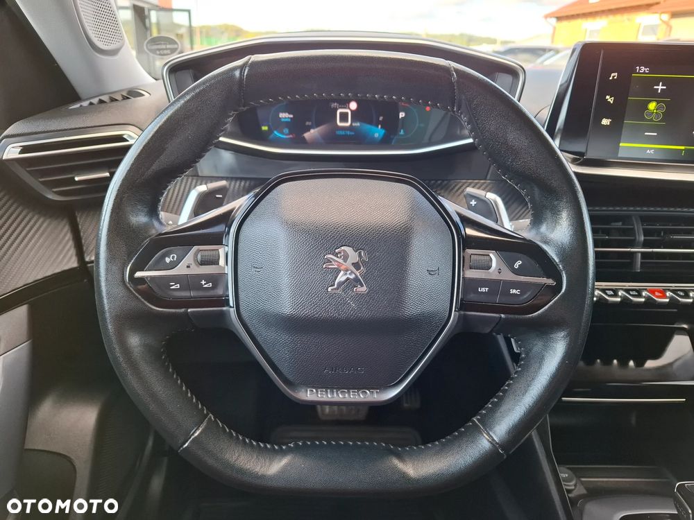 Peugeot 2008 1.5 BlueHDi Allure Pack S&S EAT8 - 17