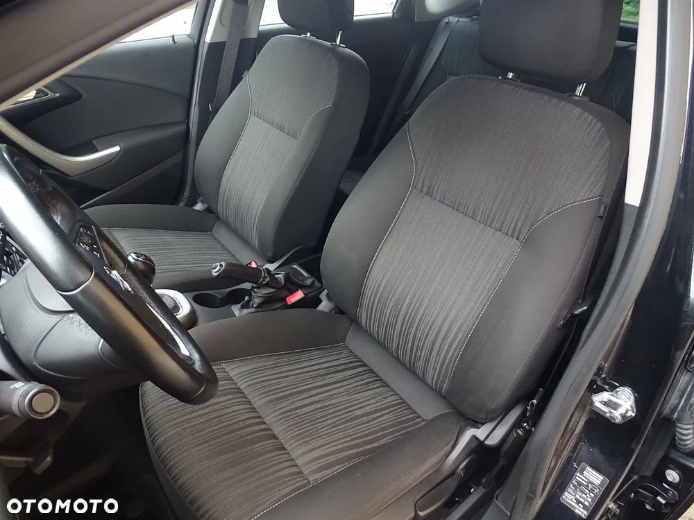 Opel Astra 1.6 Design Edition - 17