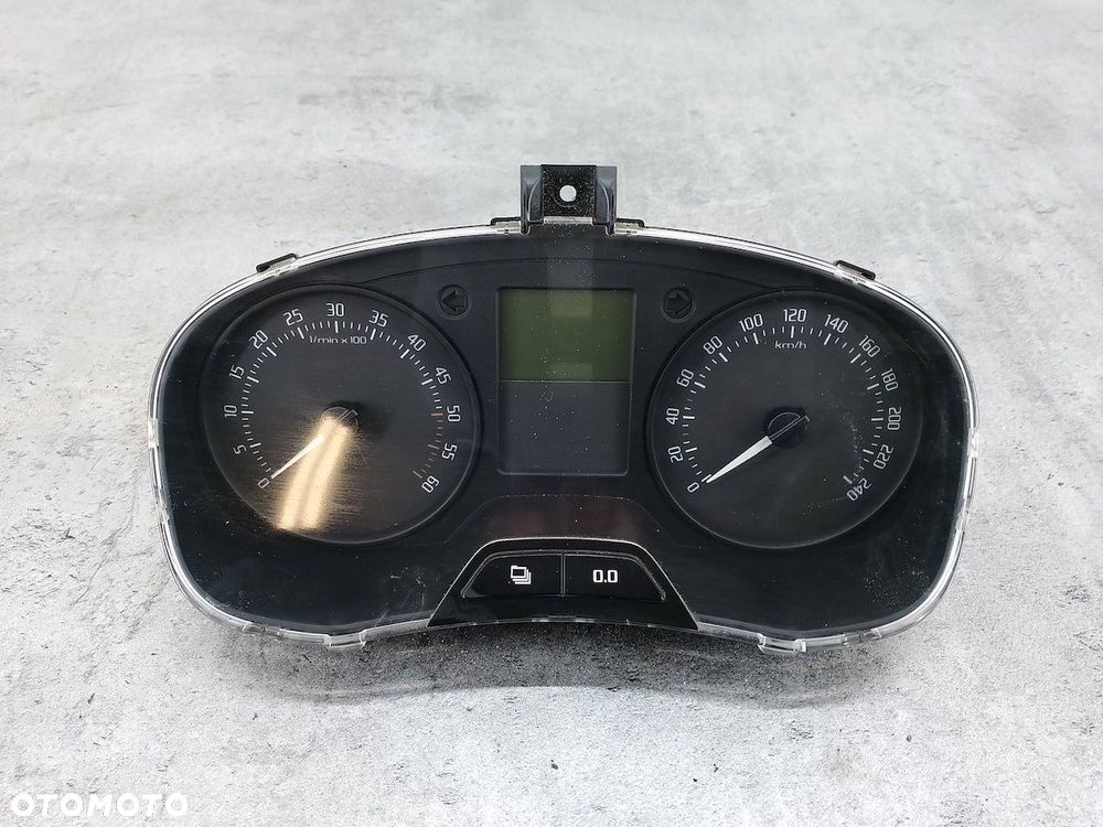 LICZNIK SKODA FABIA II FL 5J0920801J 1.6 TDI - 1