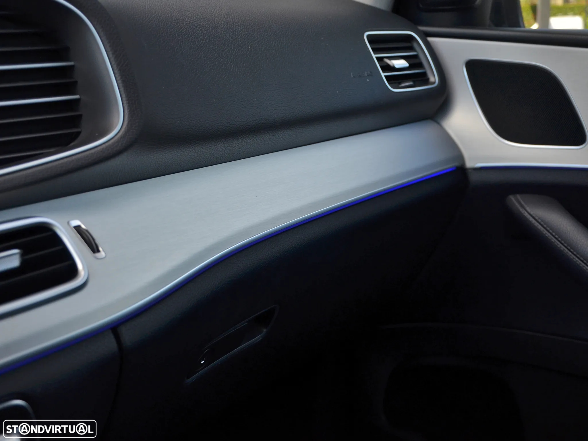 Mercedes-Benz GLE 300 d 4Matic - 39