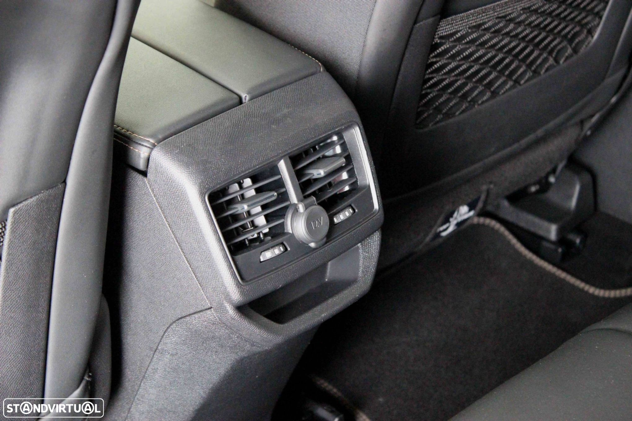 Peugeot 3008 - 40