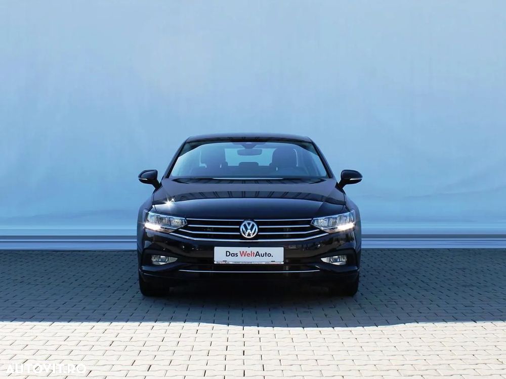 Volkswagen Passat 1.5 TSI ACT DSG Comfortline - 8