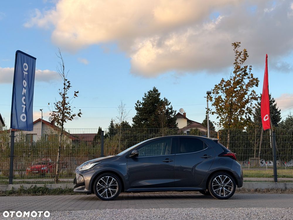 Toyota Yaris - 5