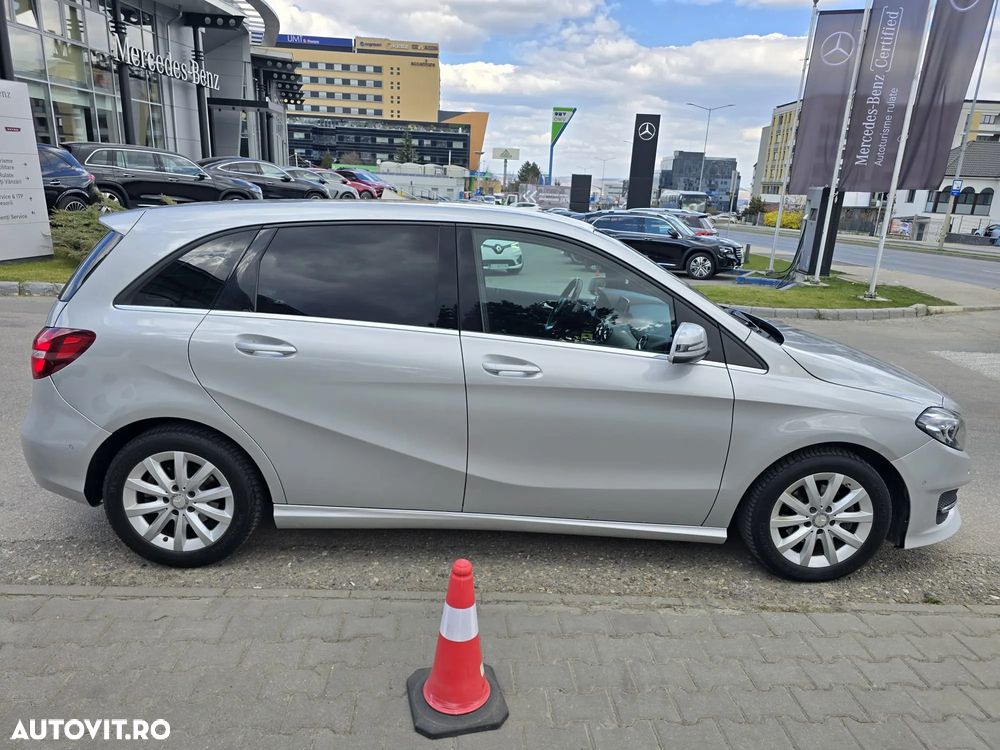 Mercedes-Benz B 180 - 14