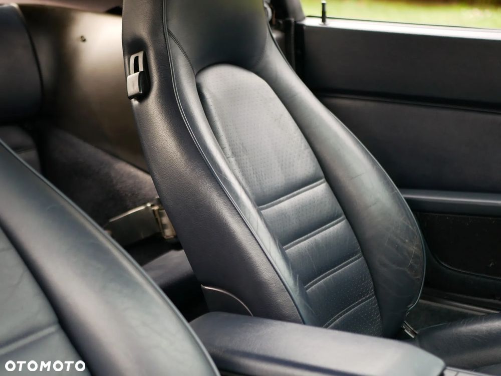 Porsche 944 3.0 S2 - 14