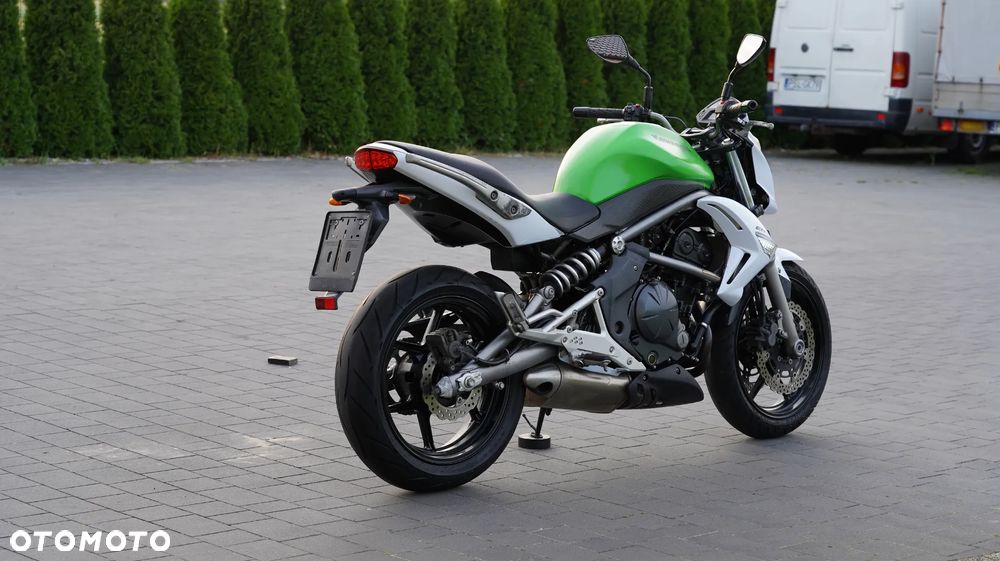 Kawasaki ER - 9