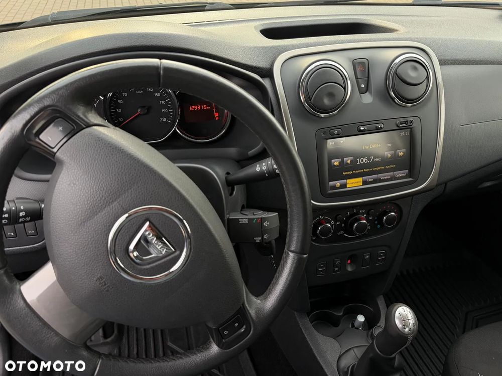 Dacia Sandero Stepway TCe 90 S&S Prestige - 32