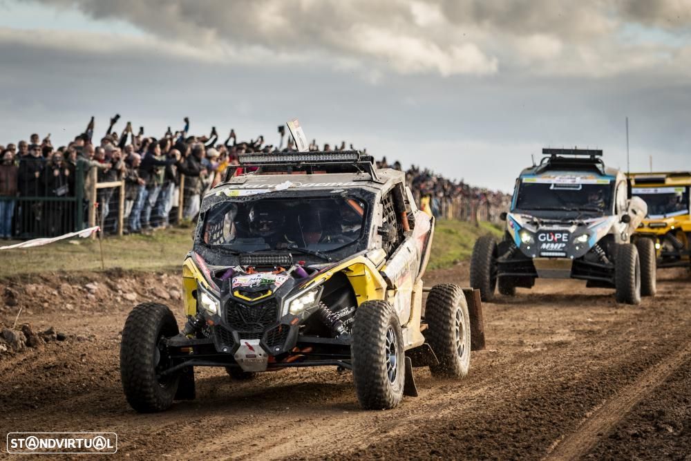 Can-Am Maverick X3 South Racing - 4