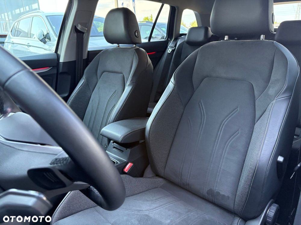 Volkswagen Golf - 13