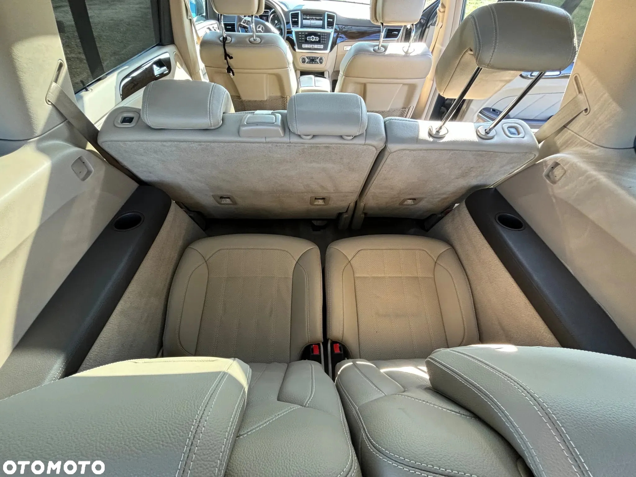 Mercedes-Benz GL 350 BlueTec 4-Matic - 16