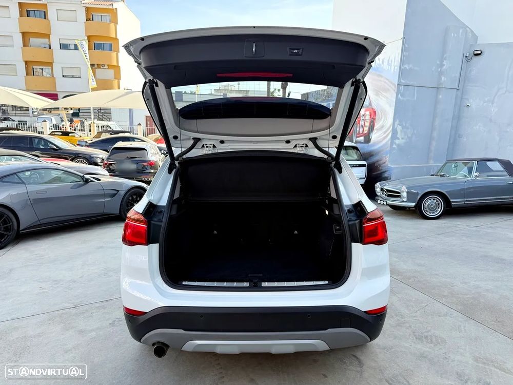 BMW X1 16 d sDrive Line Sport - 32